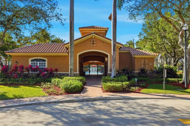 236 Gazetta Way, West Palm Beach, FL 33413