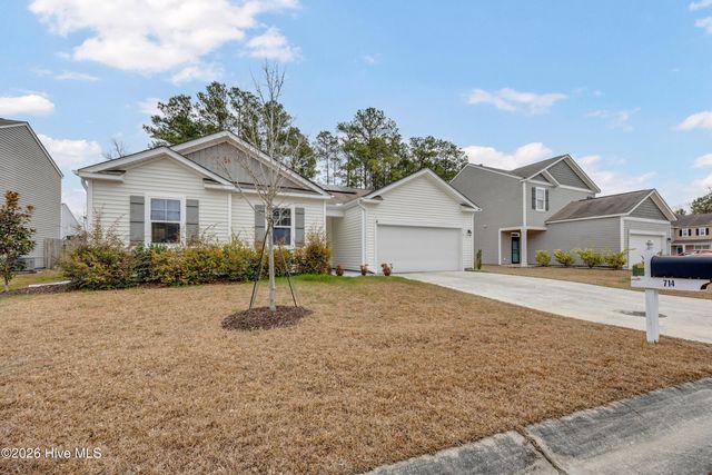 714 Avington Lane NE, Leland, NC 28451