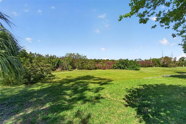 8108 MUDDY PINES PLACE 8108, Tampa, FL 33635