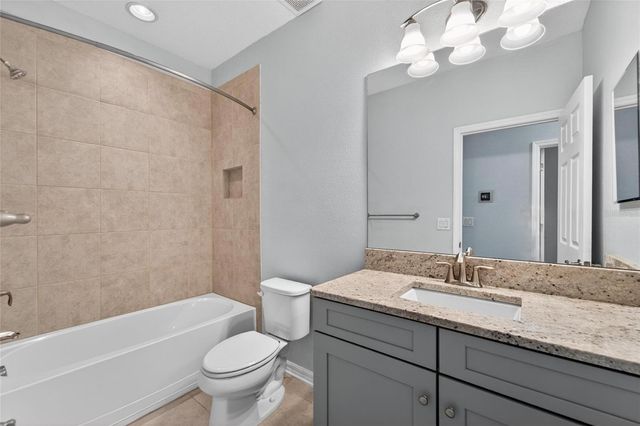 8108 MUDDY PINES PLACE 8108, Tampa, FL 33635