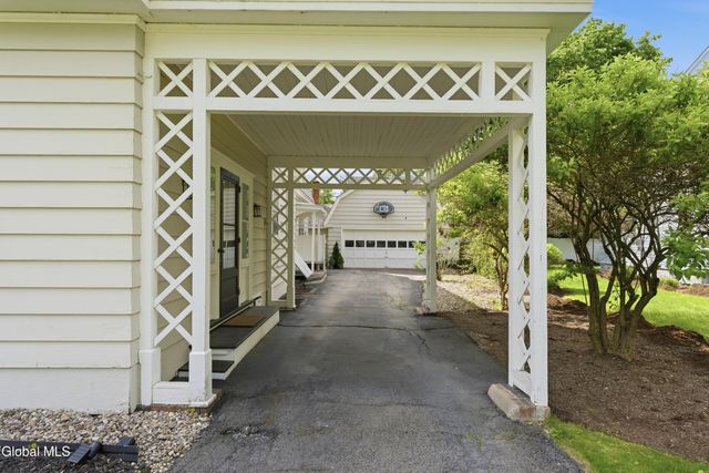12 Horicon Avenue, Glens Falls, NY 12801