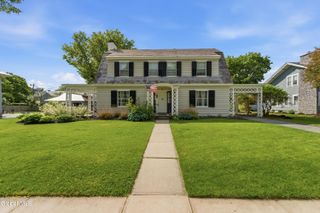 12 Horicon Avenue, Glens Falls, NY 12801