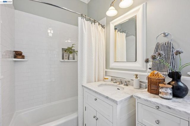 3124 Laguna St A, San Francisco, CA 94123