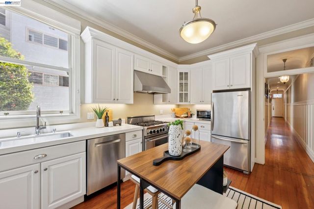 3124 Laguna St A, San Francisco, CA 94123