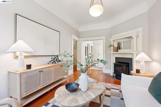 3124 Laguna St A, San Francisco, CA 94123