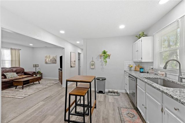 18710 S Mullen Drive, Belton, MO 64012