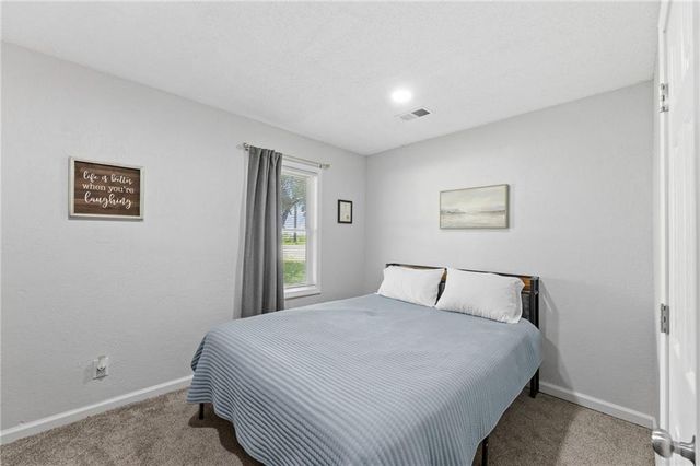 18710 S Mullen Drive, Belton, MO 64012