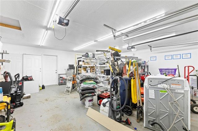 18710 S Mullen Drive, Belton, MO 64012