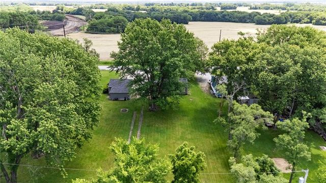 18710 S Mullen Drive, Belton, MO 64012