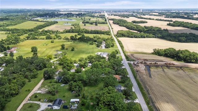 18710 S Mullen Drive, Belton, MO 64012