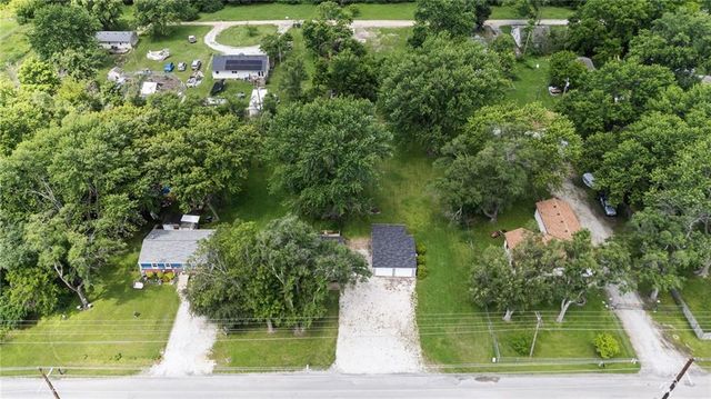 18710 S Mullen Drive, Belton, MO 64012