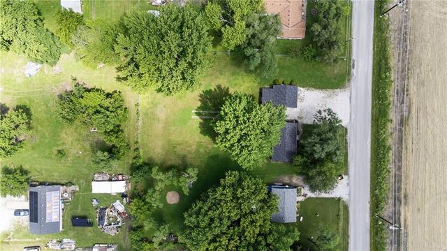 18710 S Mullen Drive, Belton, MO 64012