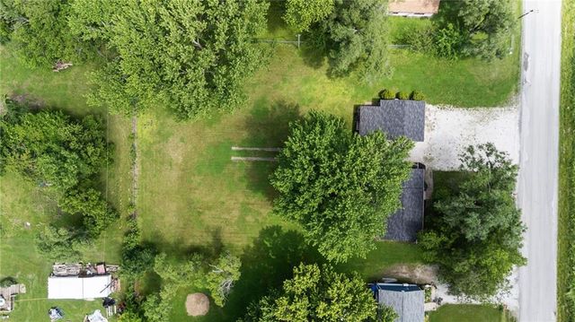 18710 S Mullen Drive, Belton, MO 64012