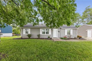 18710 S Mullen Drive, Belton, MO 64012