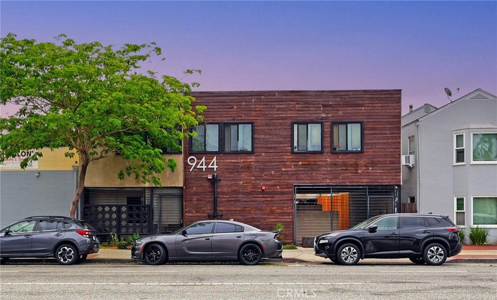 944 Pacific, Long Beach, CA 90813 — exterior