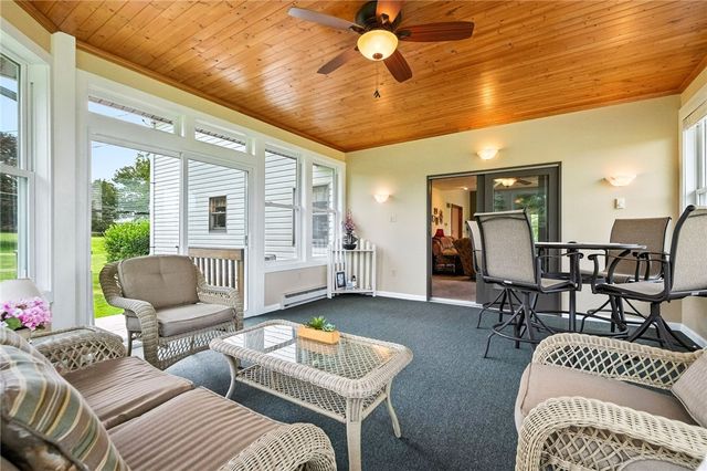 103 Allen Dr, Adams Twp, PA 16046