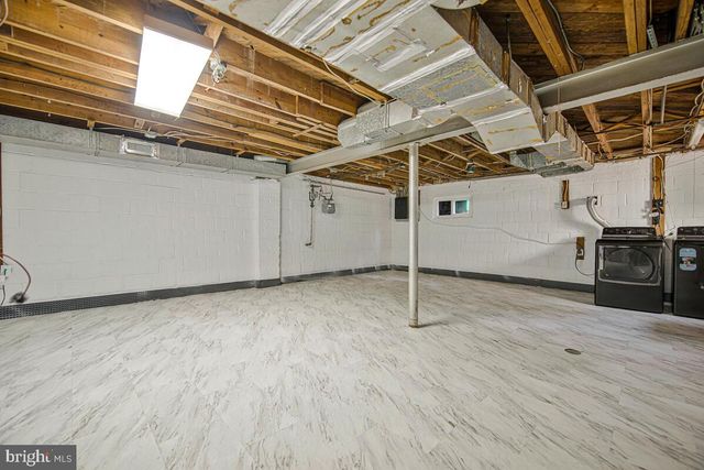 4822 WOODLAWN DR, Hyattsville, MD 20784