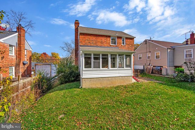 4822 WOODLAWN DR, Hyattsville, MD 20784