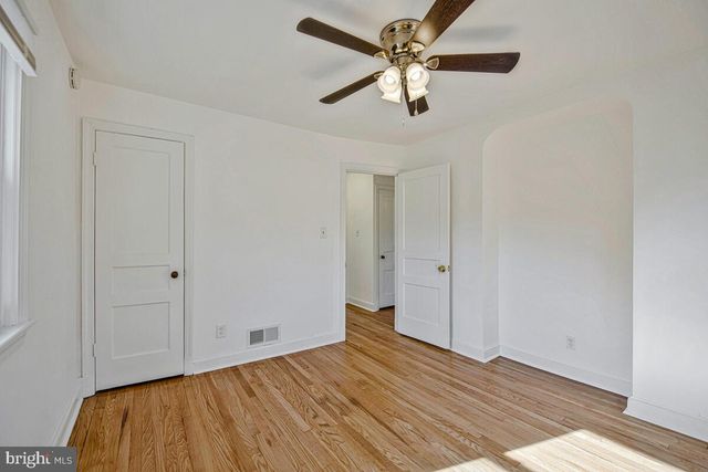 4822 WOODLAWN DR, Hyattsville, MD 20784