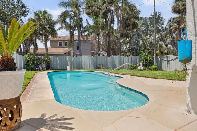 1842 BAYOU GRANDE BOULEVARD NE, St Petersburg, FL 33703