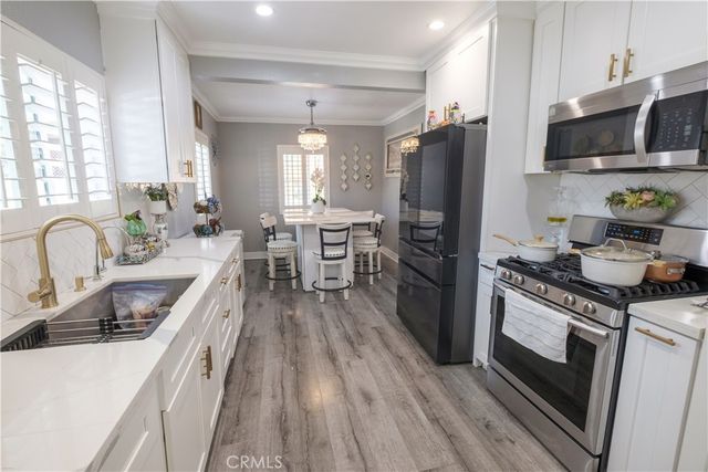 3411 E 2nd St, Los Angeles, CA 90063