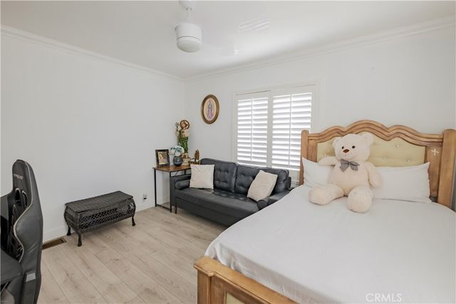 3411 E 2nd St, Los Angeles, CA 90063