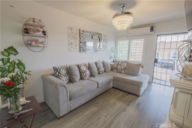 3411 E 2nd St, Los Angeles, CA 90063