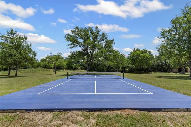 3609 Lucky Pepper Drive, Cresson, TX 76035