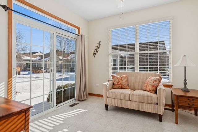 3740 Idlewild Lane, Naperville, IL 60564