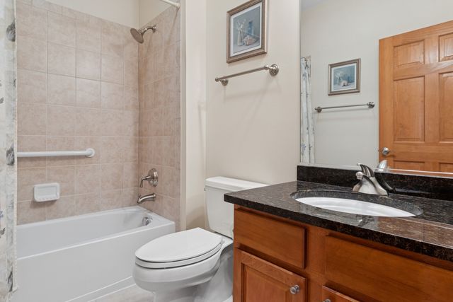 3740 Idlewild Lane, Naperville, IL 60564