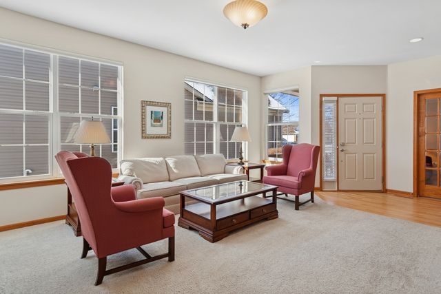 3740 Idlewild Lane, Naperville, IL 60564