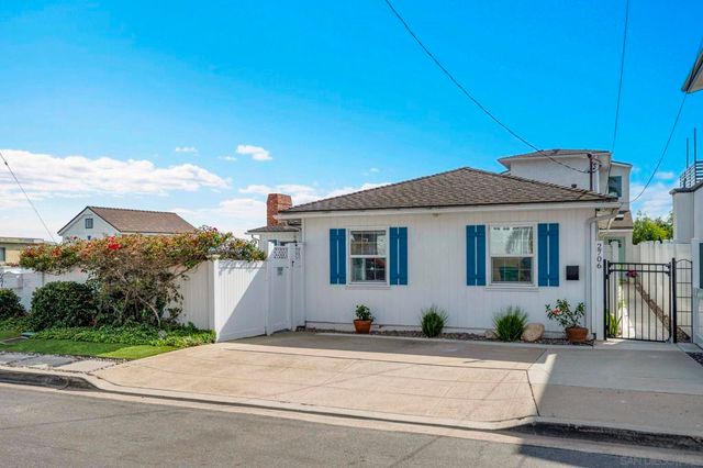 2704 06 Deerpark Dr, San Diego, CA 92110