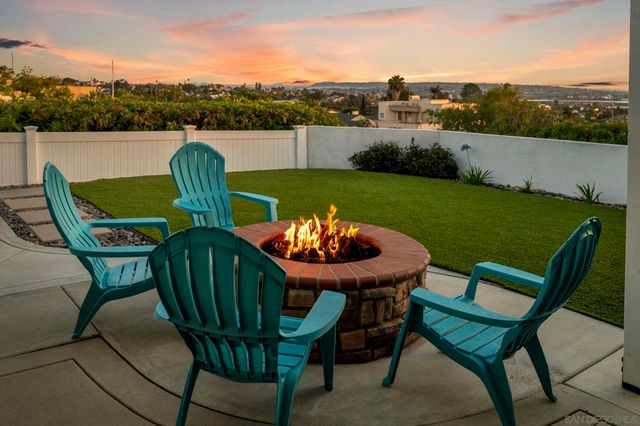 2704 06 Deerpark Dr, San Diego, CA 92110