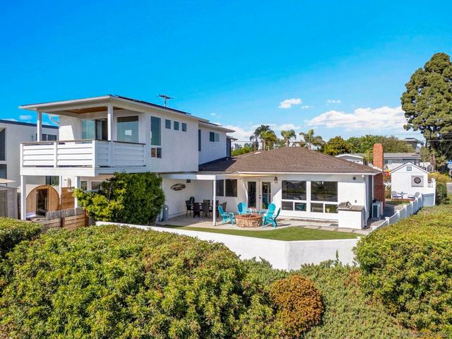 2704 06 Deerpark Dr, San Diego, CA 92110