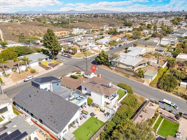 2704 06 Deerpark Dr, San Diego, CA 92110
