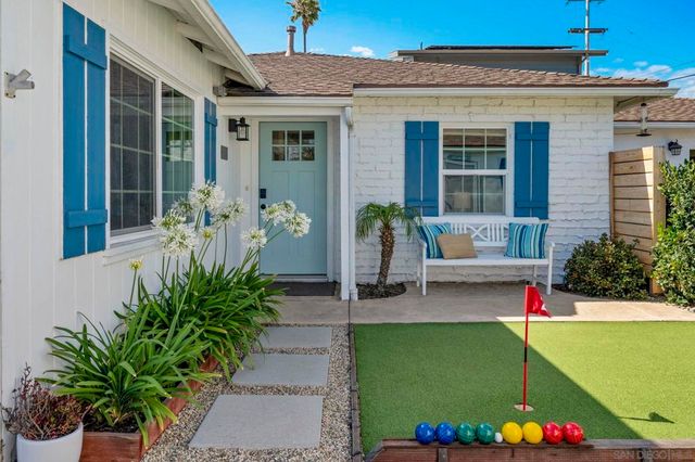 2704 06 Deerpark Dr, San Diego, CA 92110