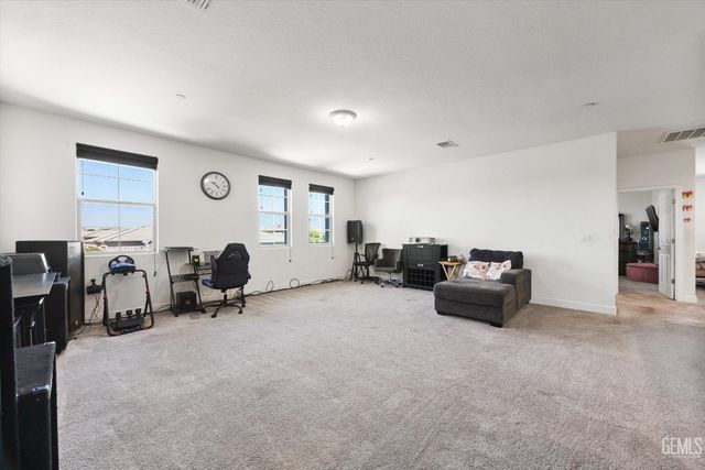 826 Jacob Creek Drive, Bakersfield, CA 93314