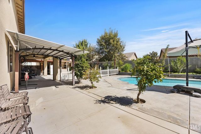 826 Jacob Creek Drive, Bakersfield, CA 93314