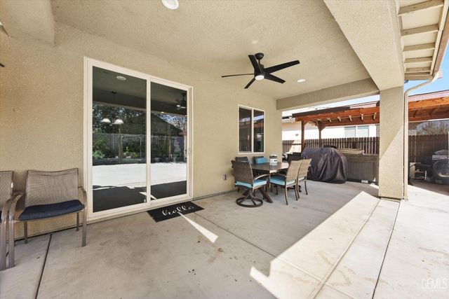 826 Jacob Creek Drive, Bakersfield, CA 93314