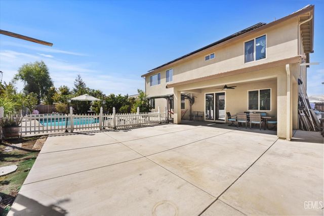 826 Jacob Creek Drive, Bakersfield, CA 93314