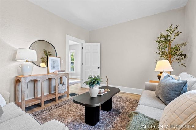 935 Baraga Street, Grand Rapids, MI 49503