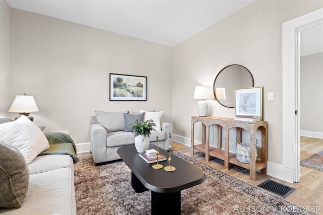 935 Baraga Street, Grand Rapids, MI 49503