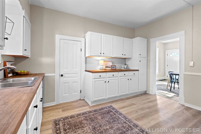 935 Baraga Street, Grand Rapids, MI 49503