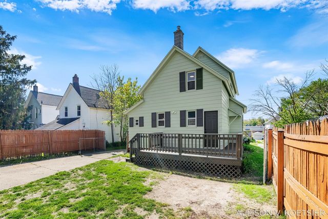 935 Baraga Street, Grand Rapids, MI 49503