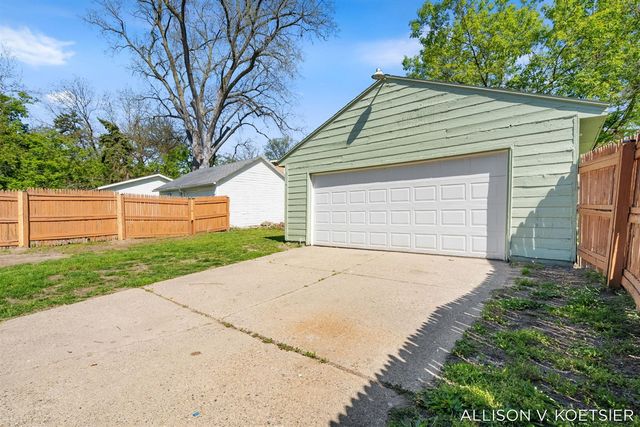 935 Baraga Street, Grand Rapids, MI 49503