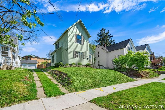 935 Baraga Street, Grand Rapids, MI 49503