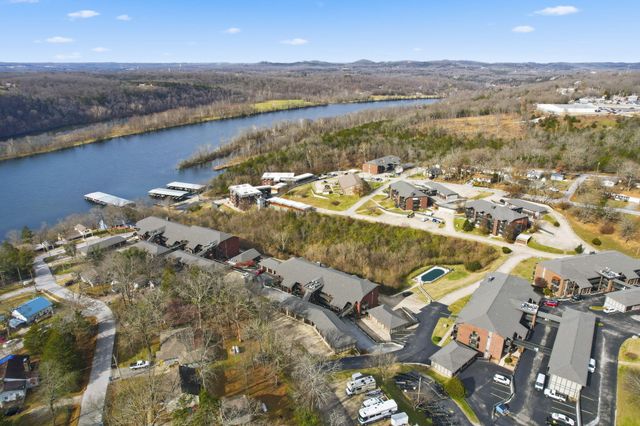 150 Sunken Forest Drive 8-205, Forsyth, MO 65653