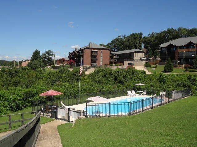 150 Sunken Forest Drive 8-205, Forsyth, MO 65653