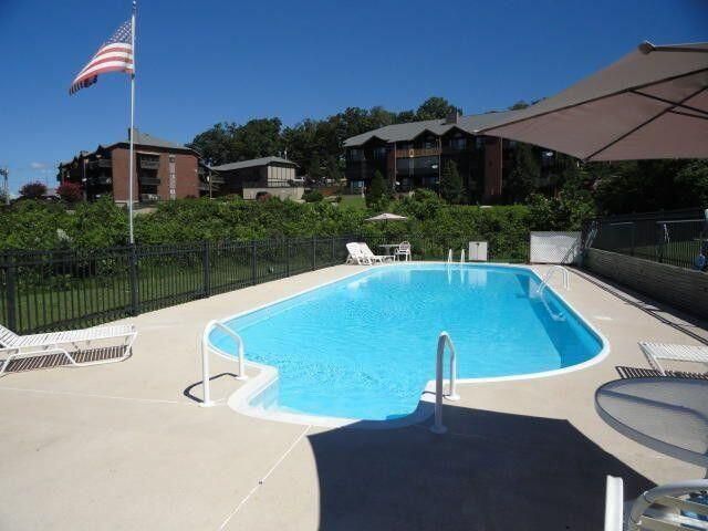 150 Sunken Forest Drive 8-205, Forsyth, MO 65653