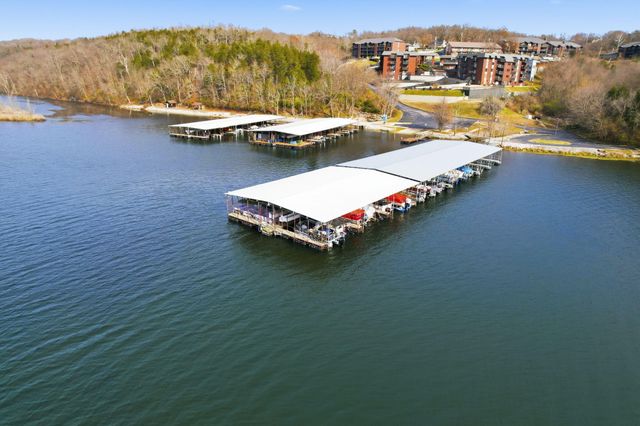 150 Sunken Forest Drive 8-205, Forsyth, MO 65653